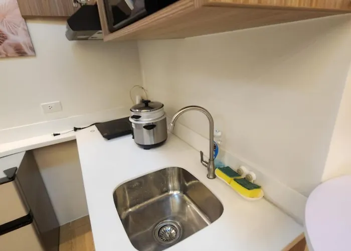 Nordic Rsquare - With Pool Access Apartamento Manila