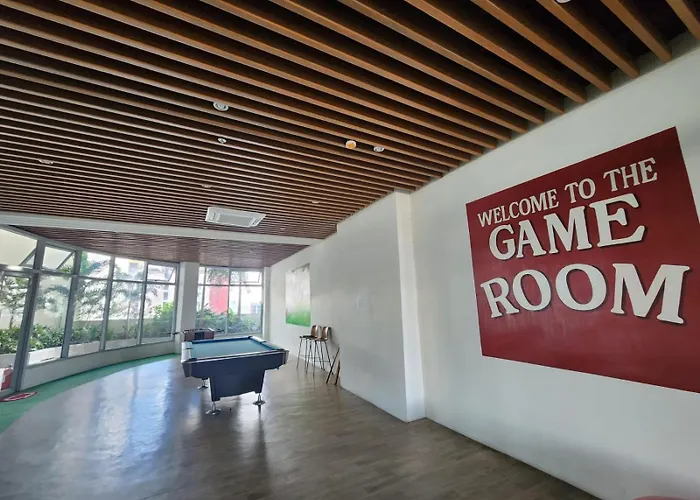 Nordic Rsquare - With Pool Access * Manila