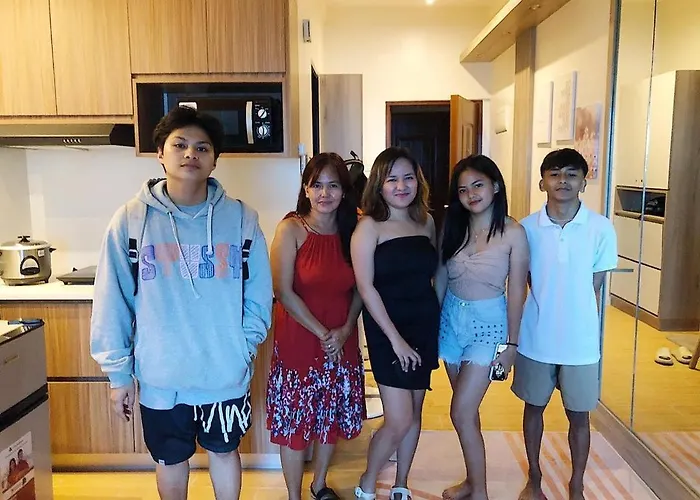 Nordic Rsquare - With Pool Access Apartamento Manila